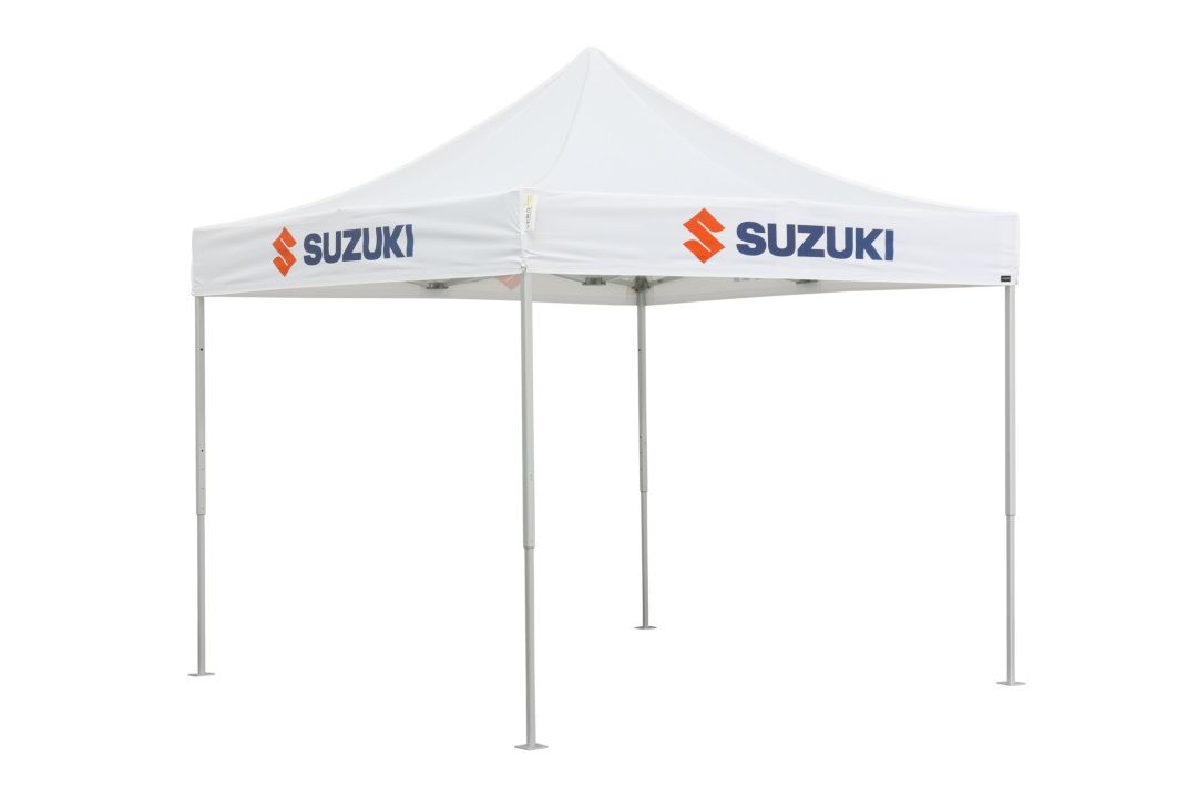 Bedrucktes Faltzelt 3x3 von unserem Kunden Suzuki
